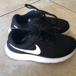 Boys Nike’s